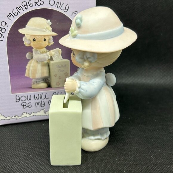 Precious Moments 1989 Members Only "You Will Always Be My Choice" figurine - Picture 4 of 5